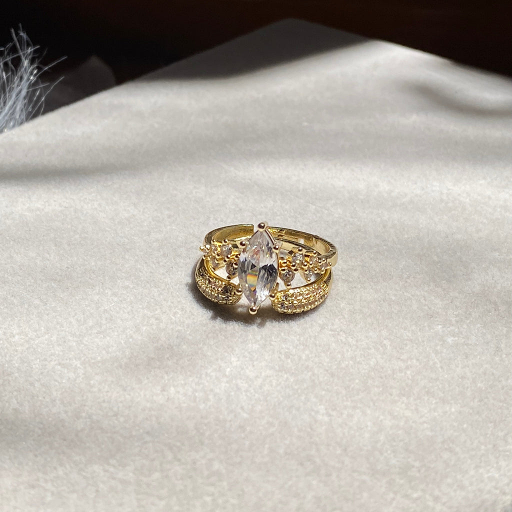 Marquise Queen Ring
