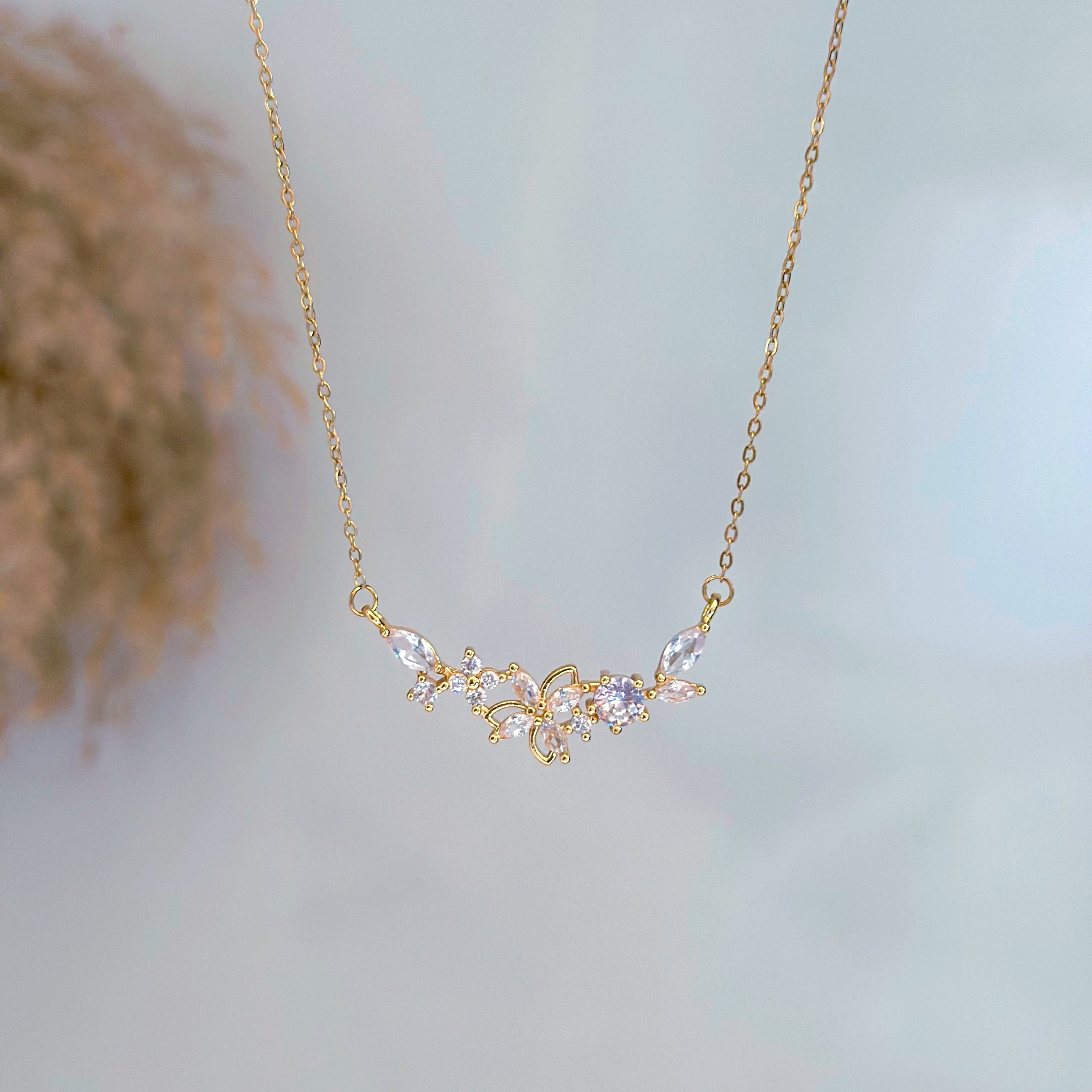 Starry Glow Necklace
