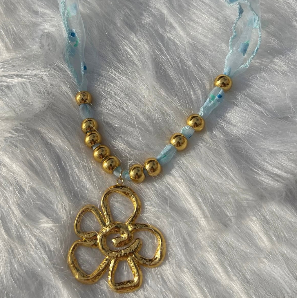 Flower necklace