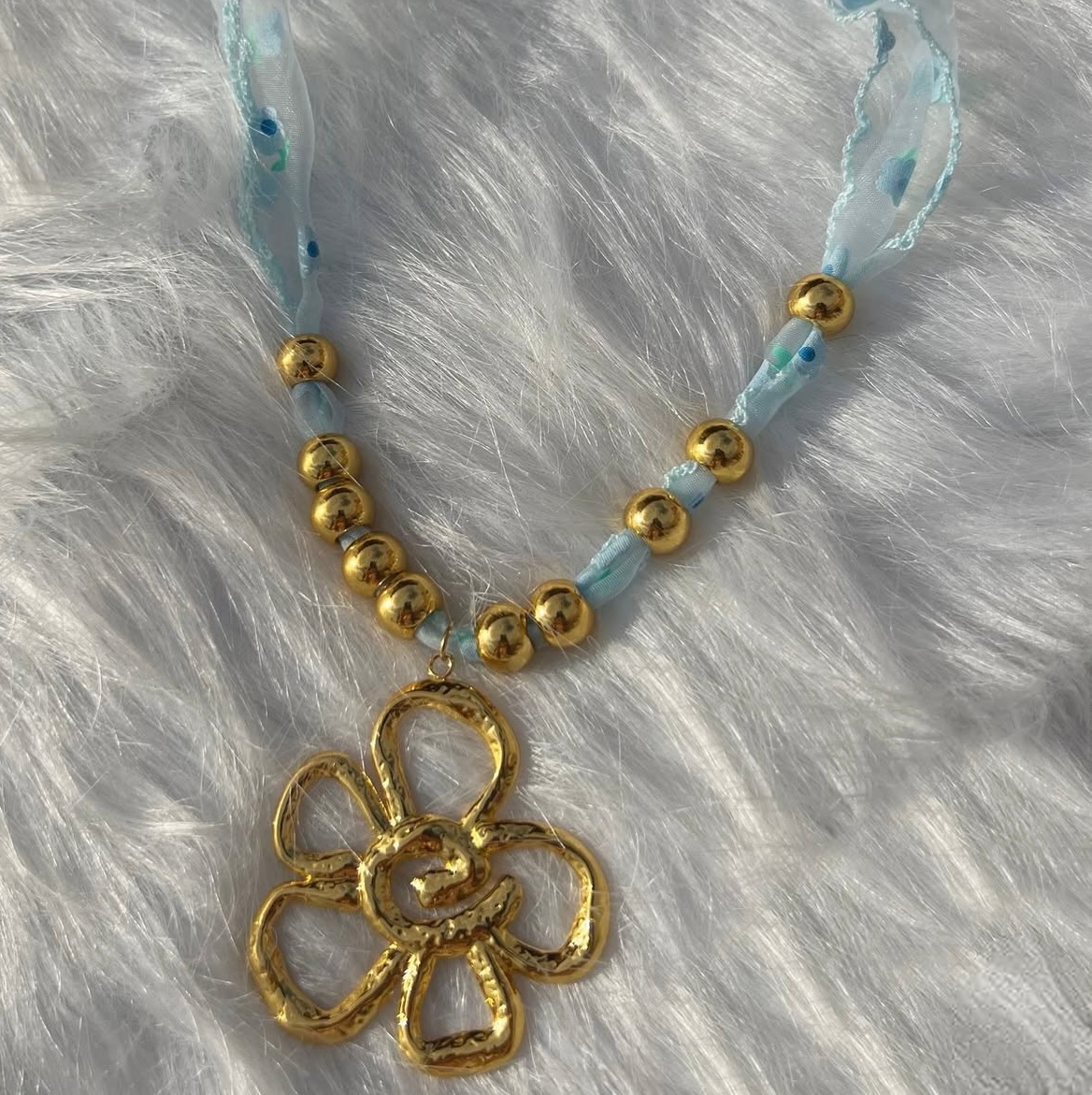 Flower necklace