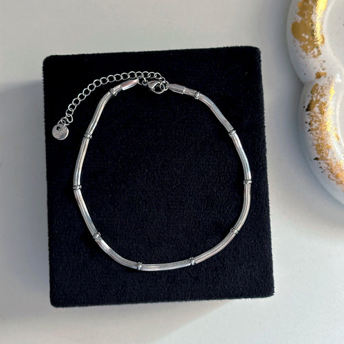 Anklet