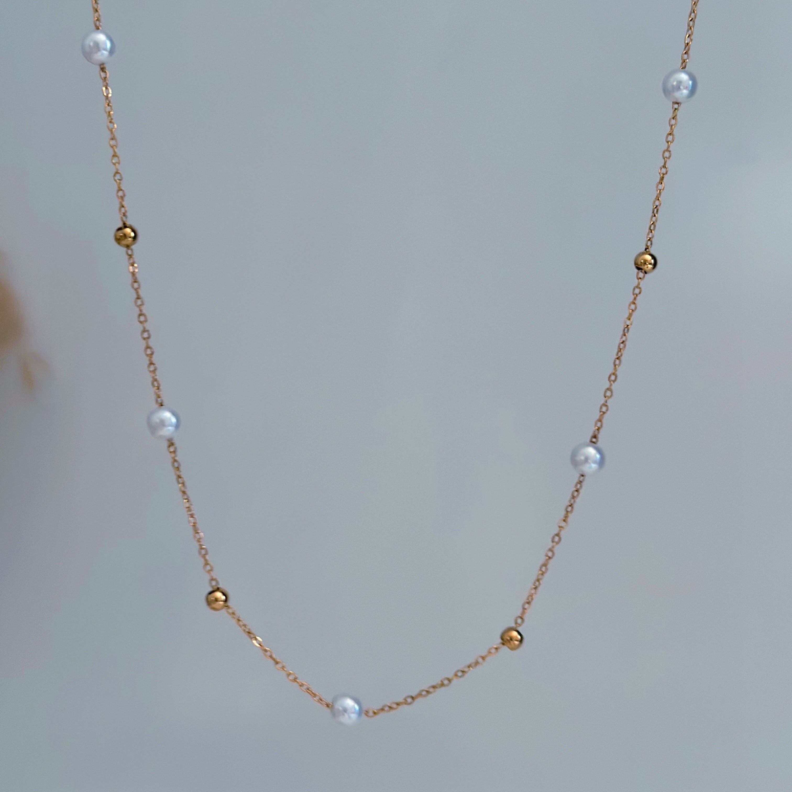 Floating Pearl