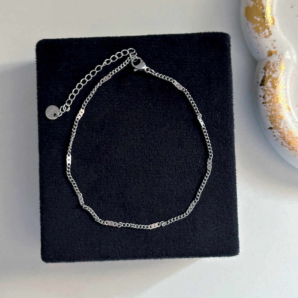 Anklet