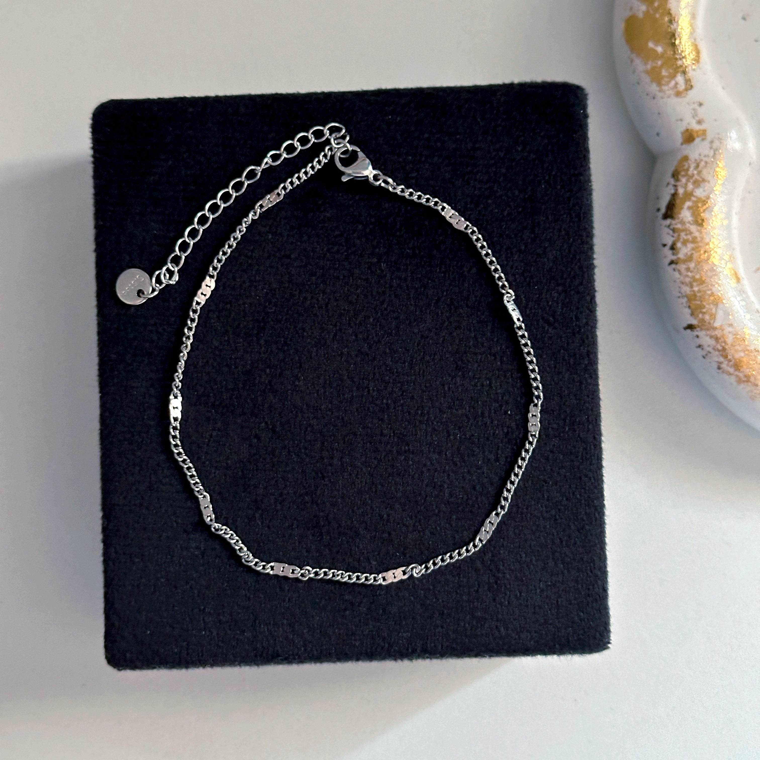 Anklet