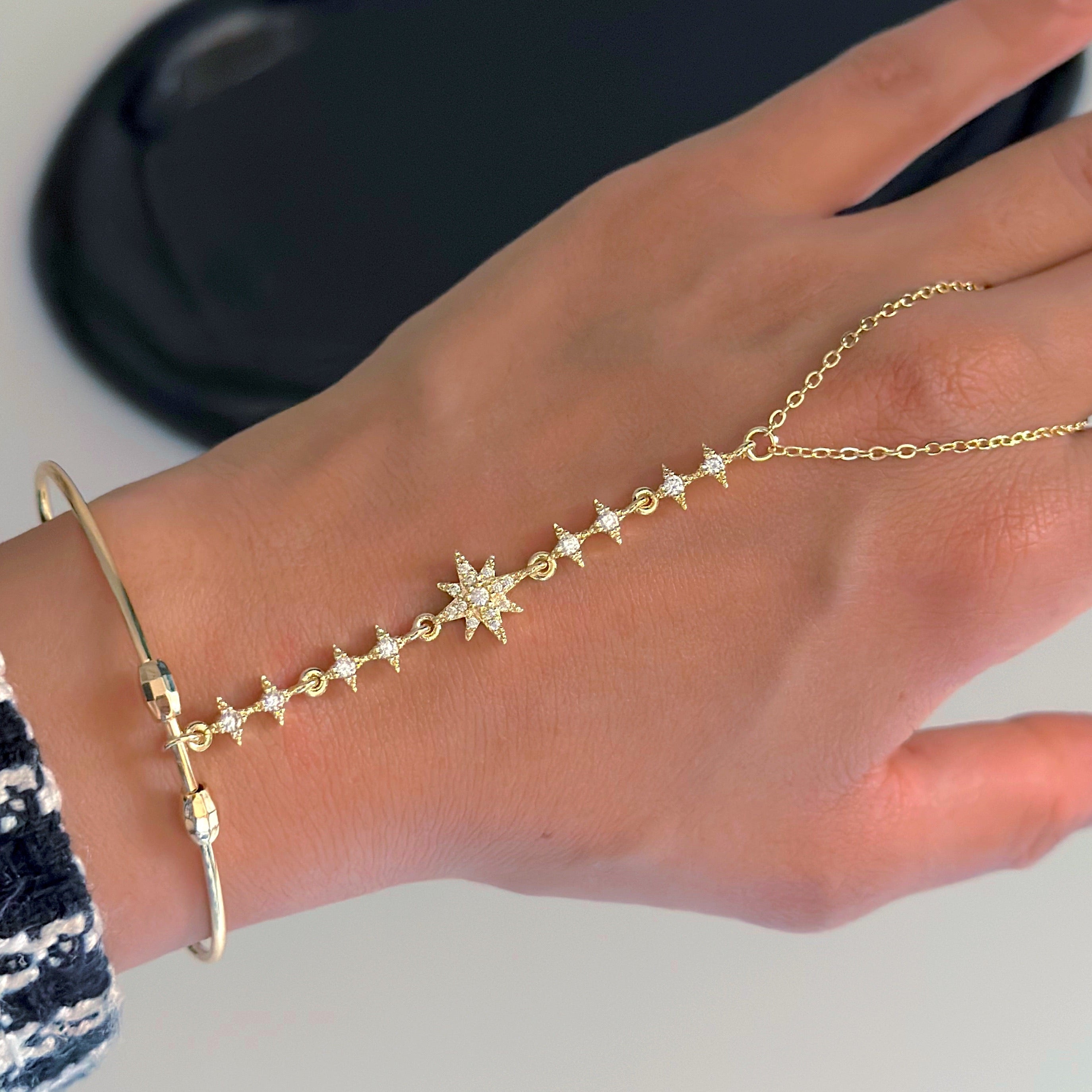 Starburst Handchain