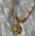 Flower necklace 2