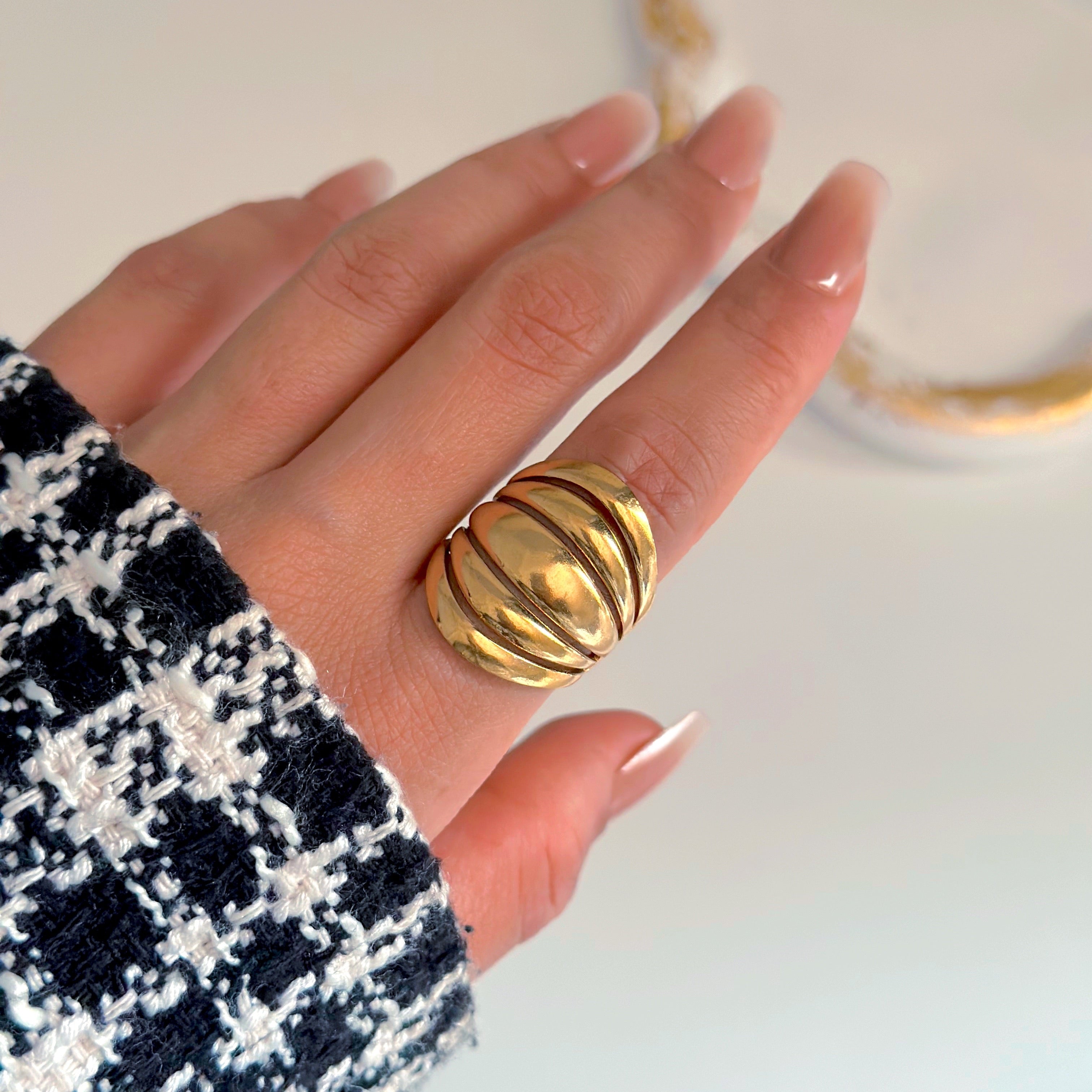 Free Size Ring