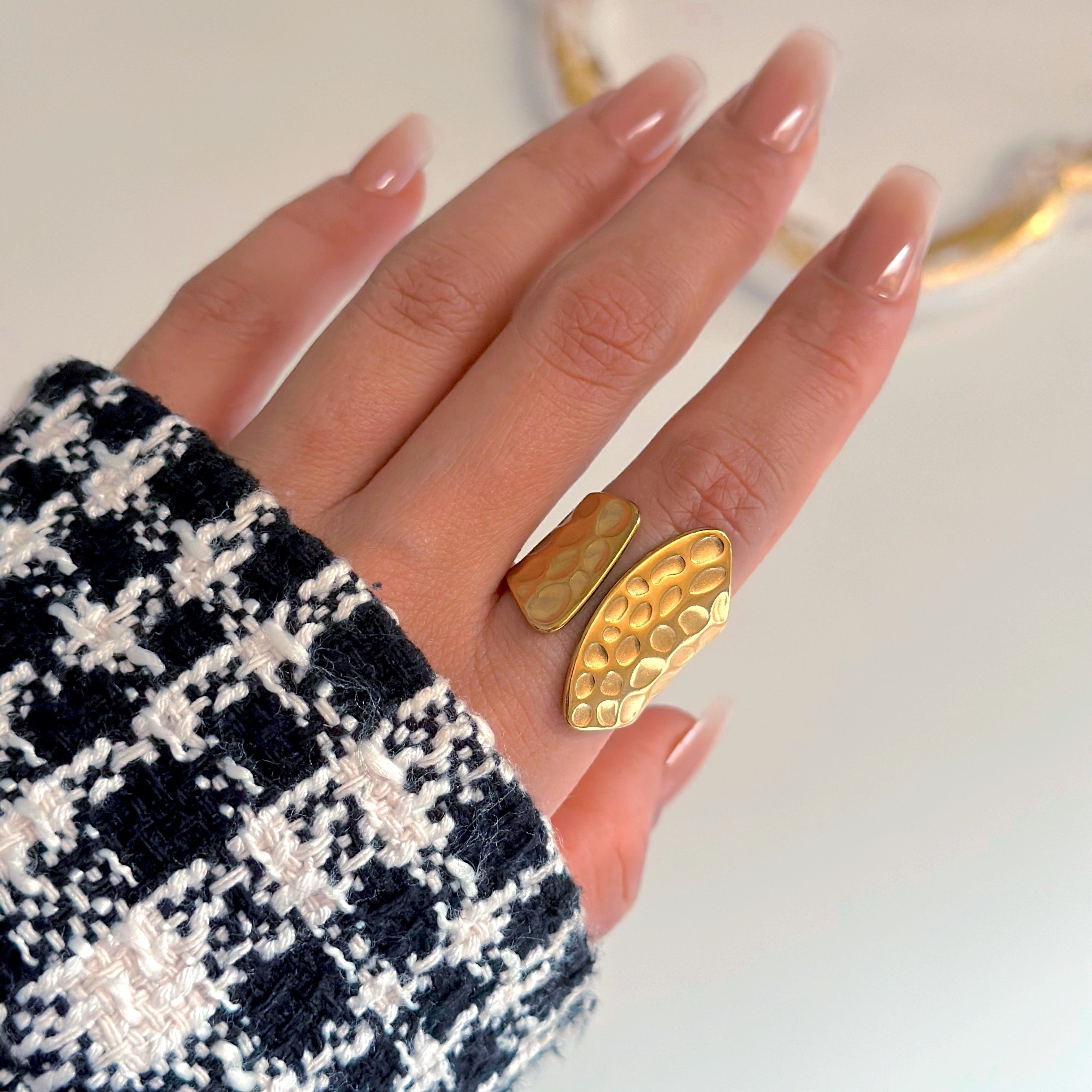 Free Size Ring