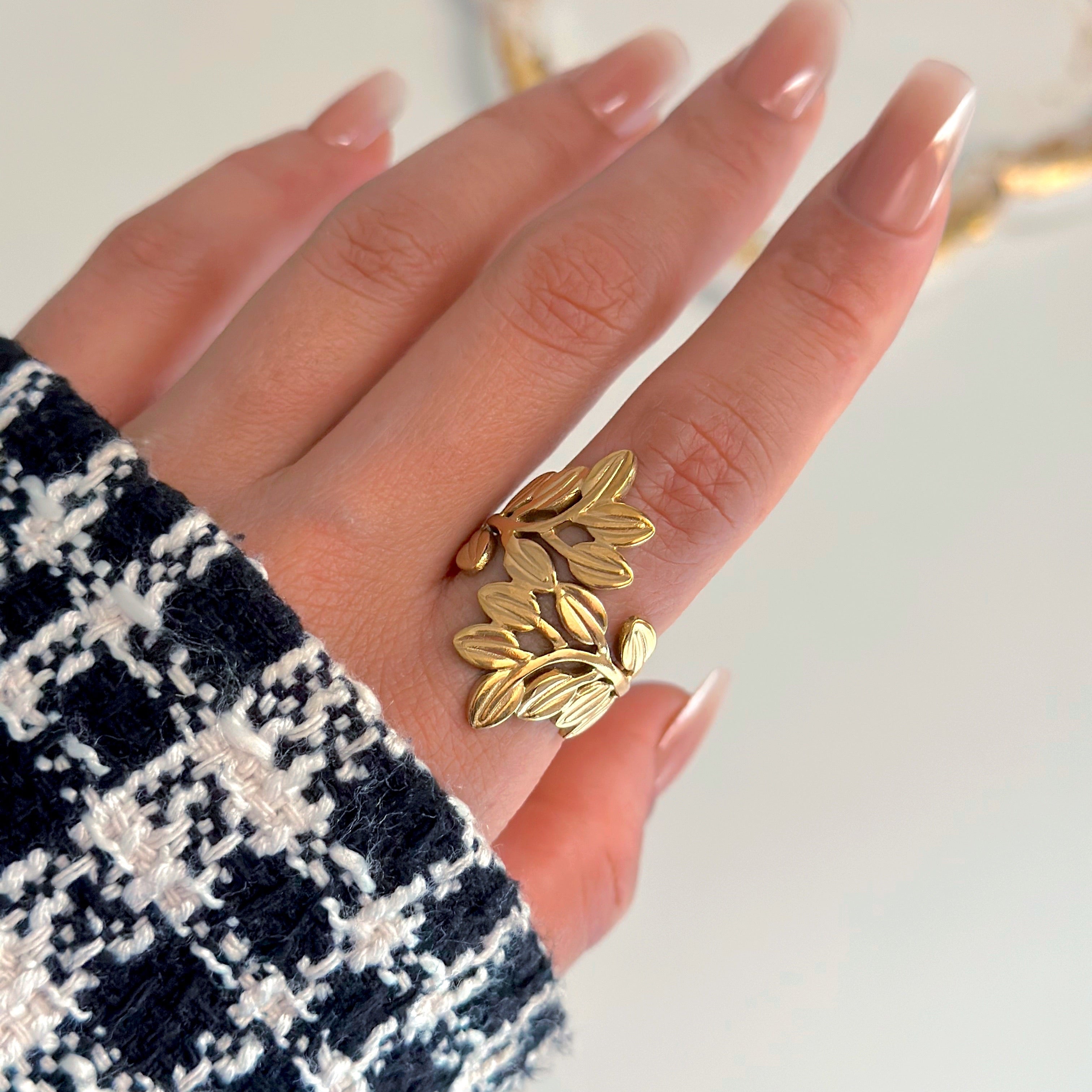 Free Size Ring