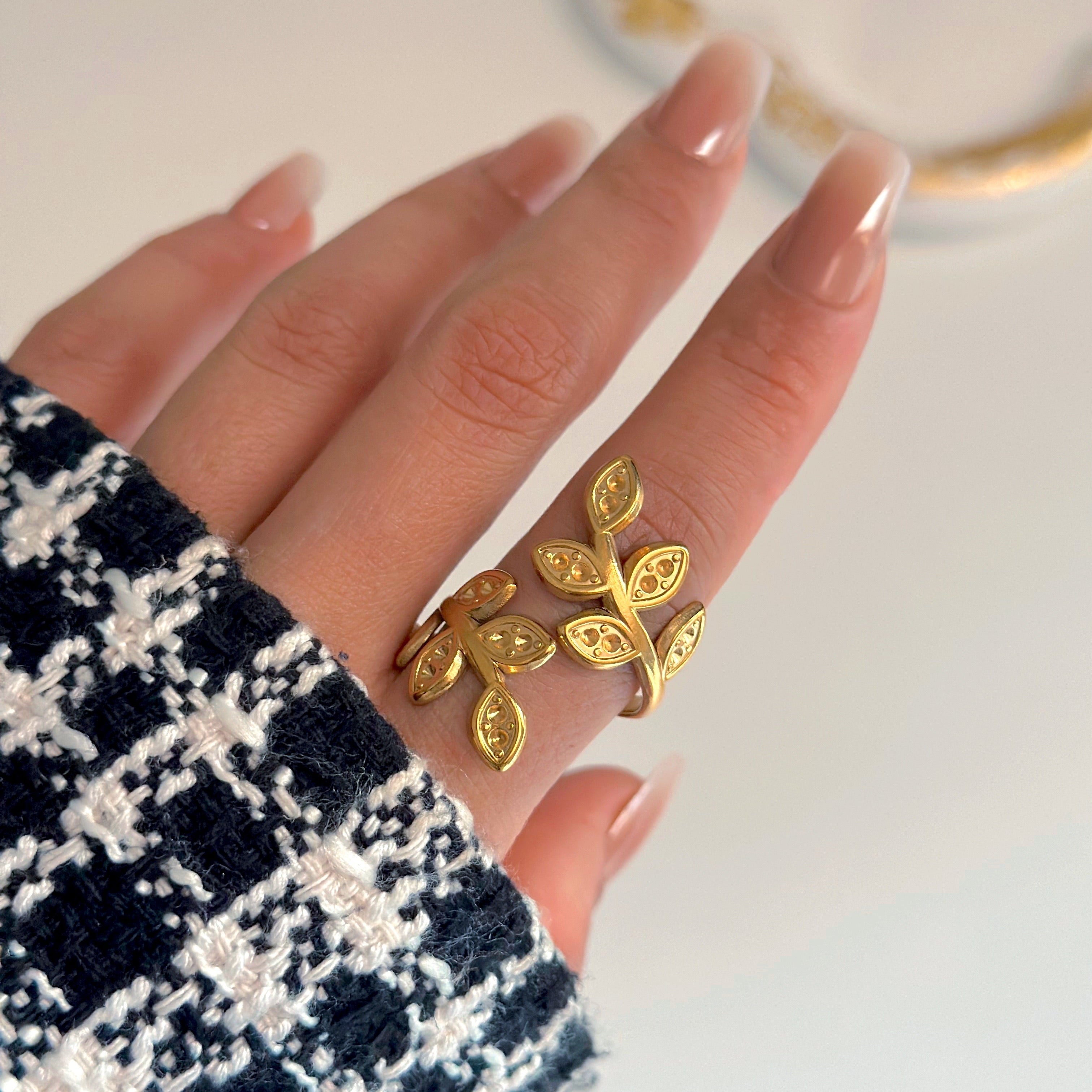 Free Size Ring