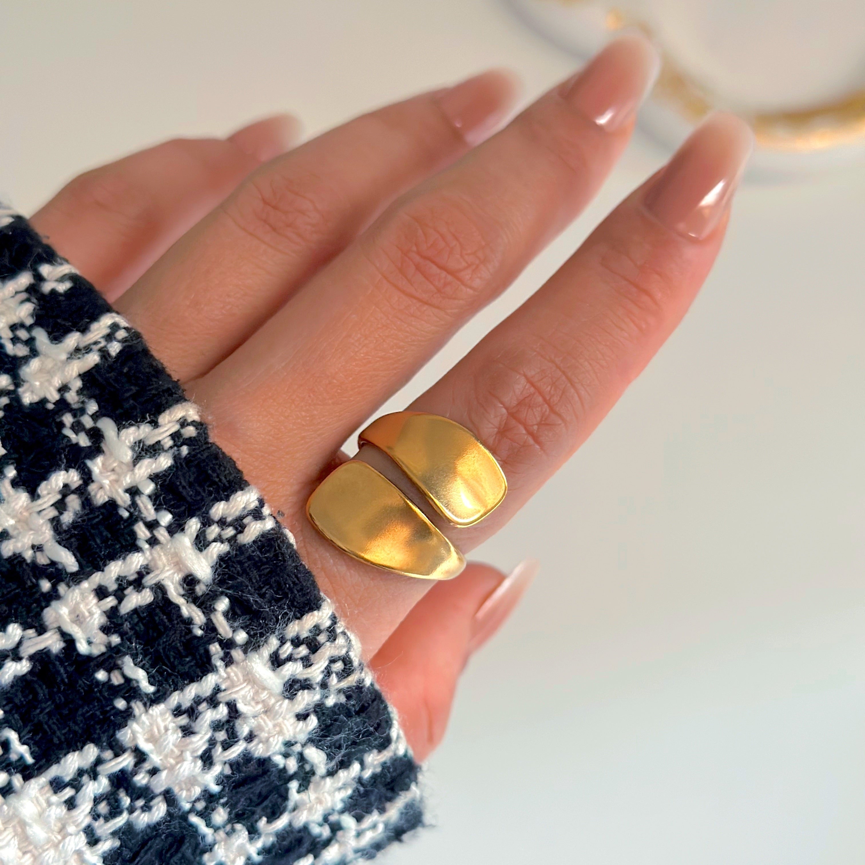 Free Size Ring