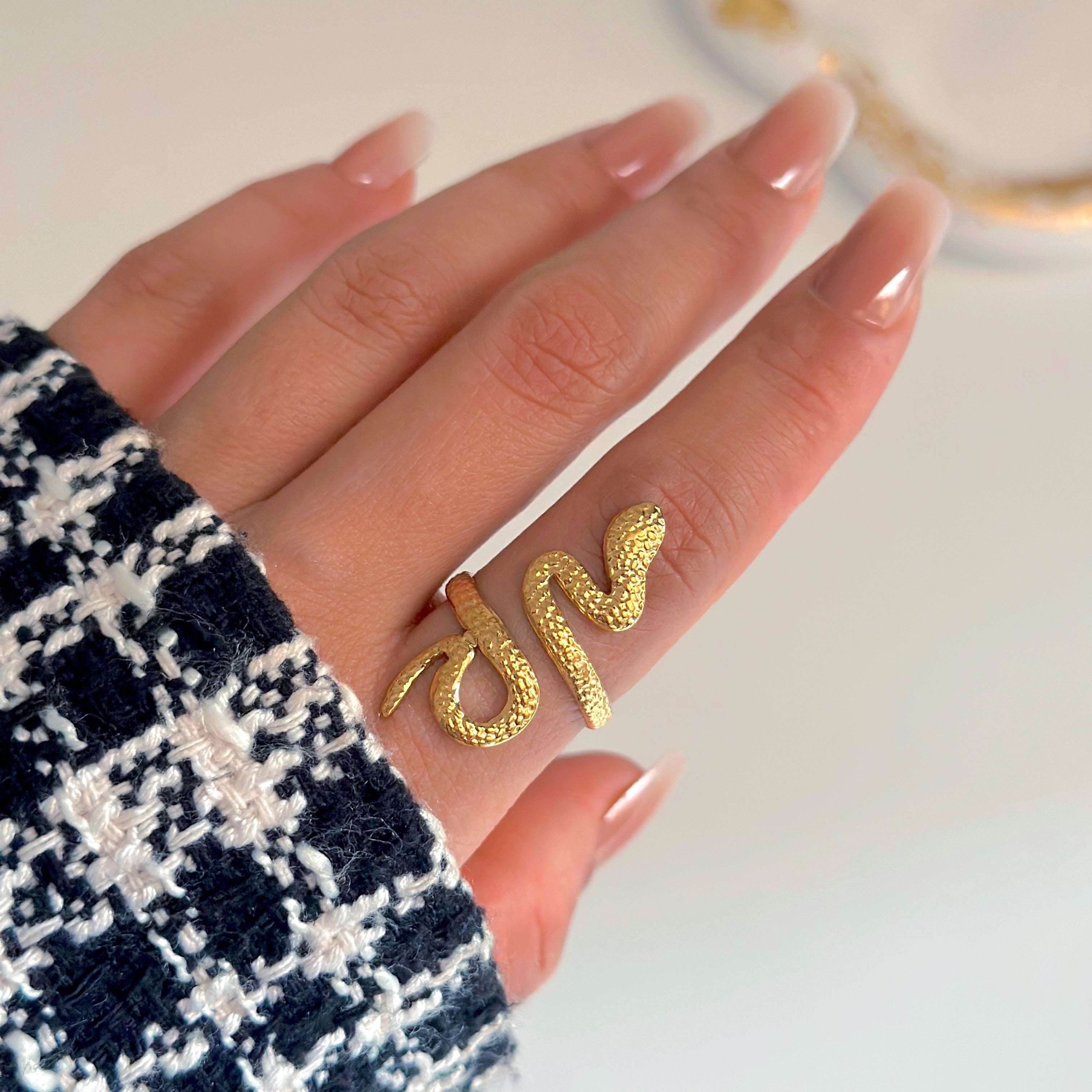 Free Size Ring