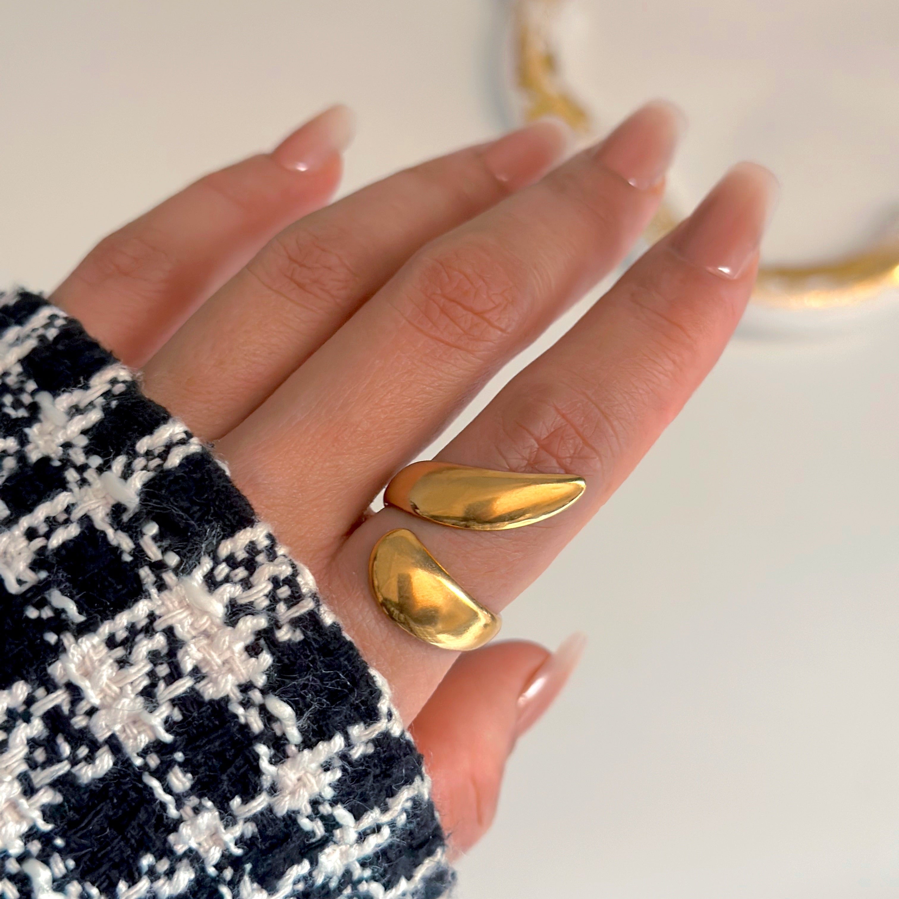Free Size Ring