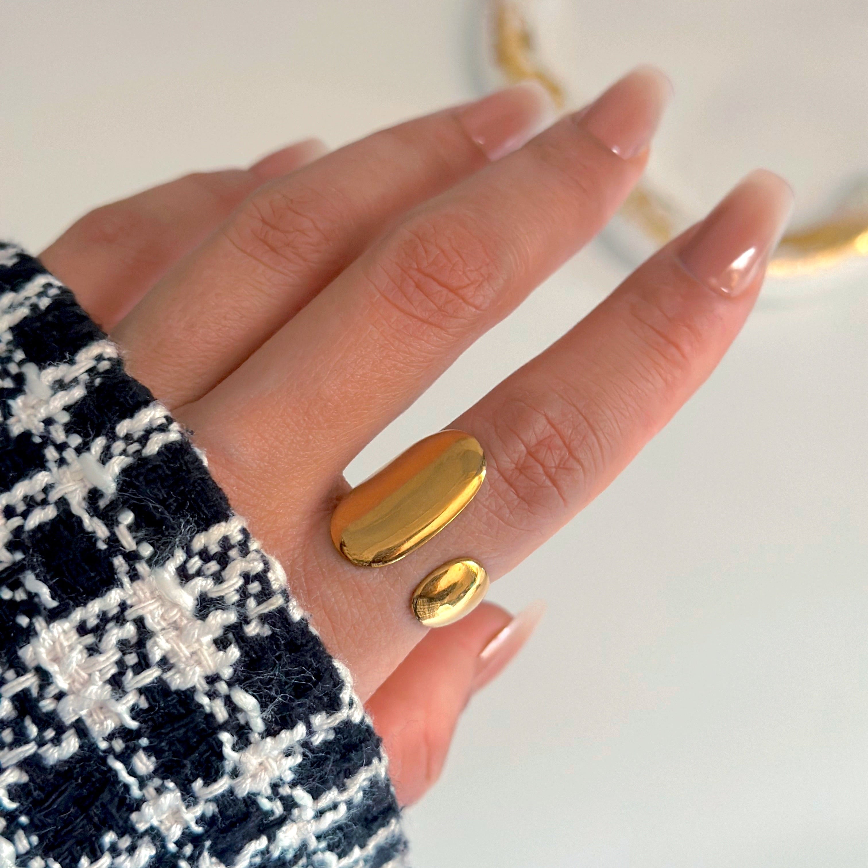 Free Size Ring