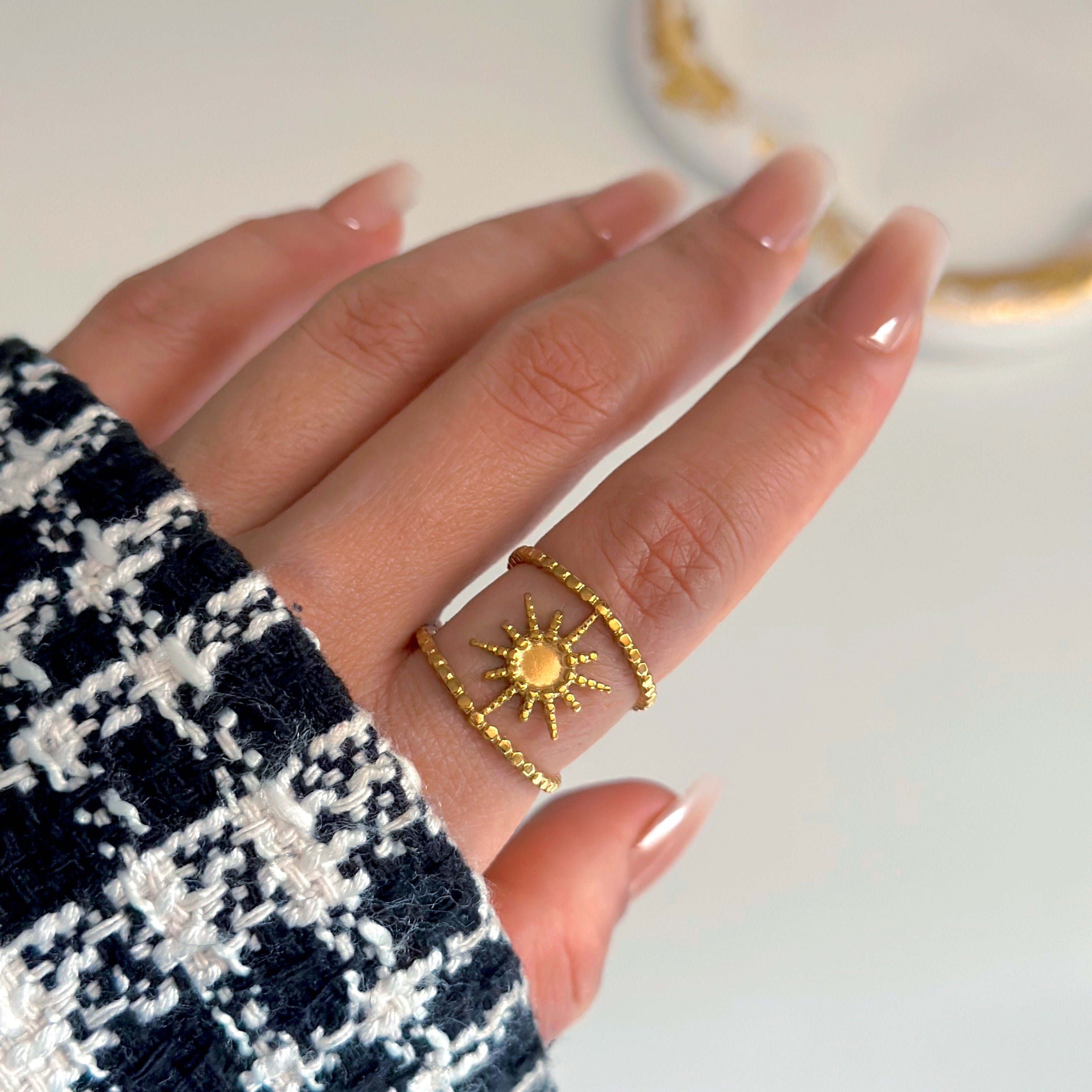 Free Size Ring